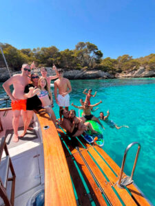 25-menorca-boat-rent-and-excursions